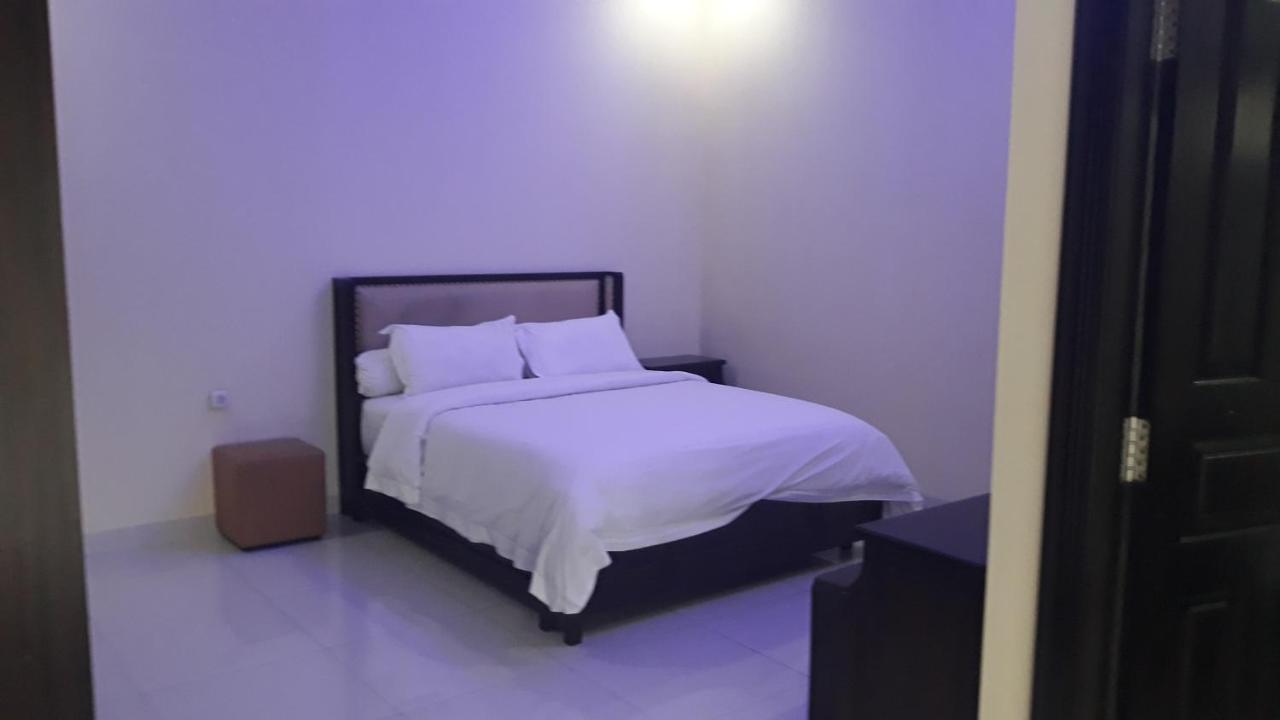 Villa Dira Bogor Exteriér fotografie
